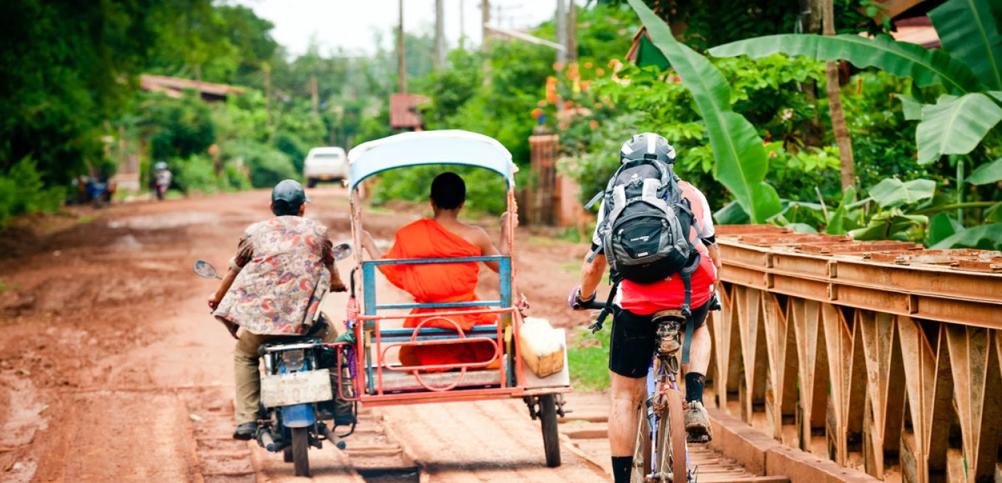 Laos Travel Guides