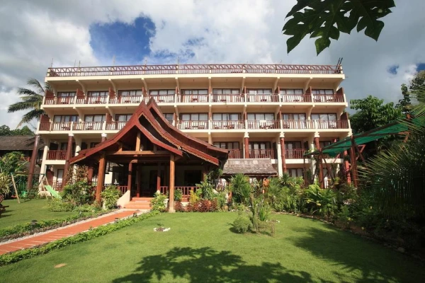 The Elephant Crossing Hotel The Elephant Crossing Hotel