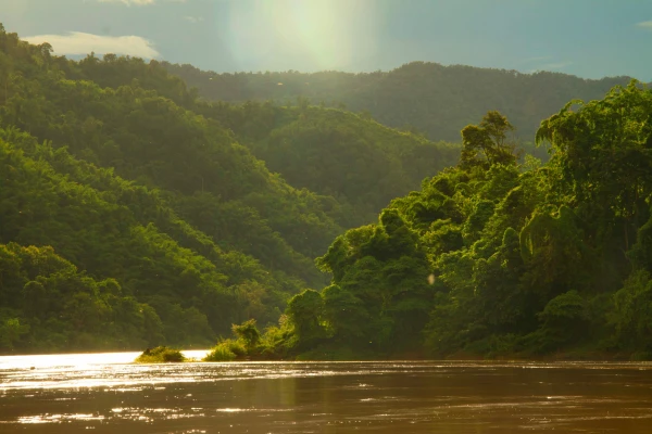 2 Days 1 Night - Downstream Cruise to Luang Prabang 2 Days 1 Night - Downstream Cruise to Luang Prabang