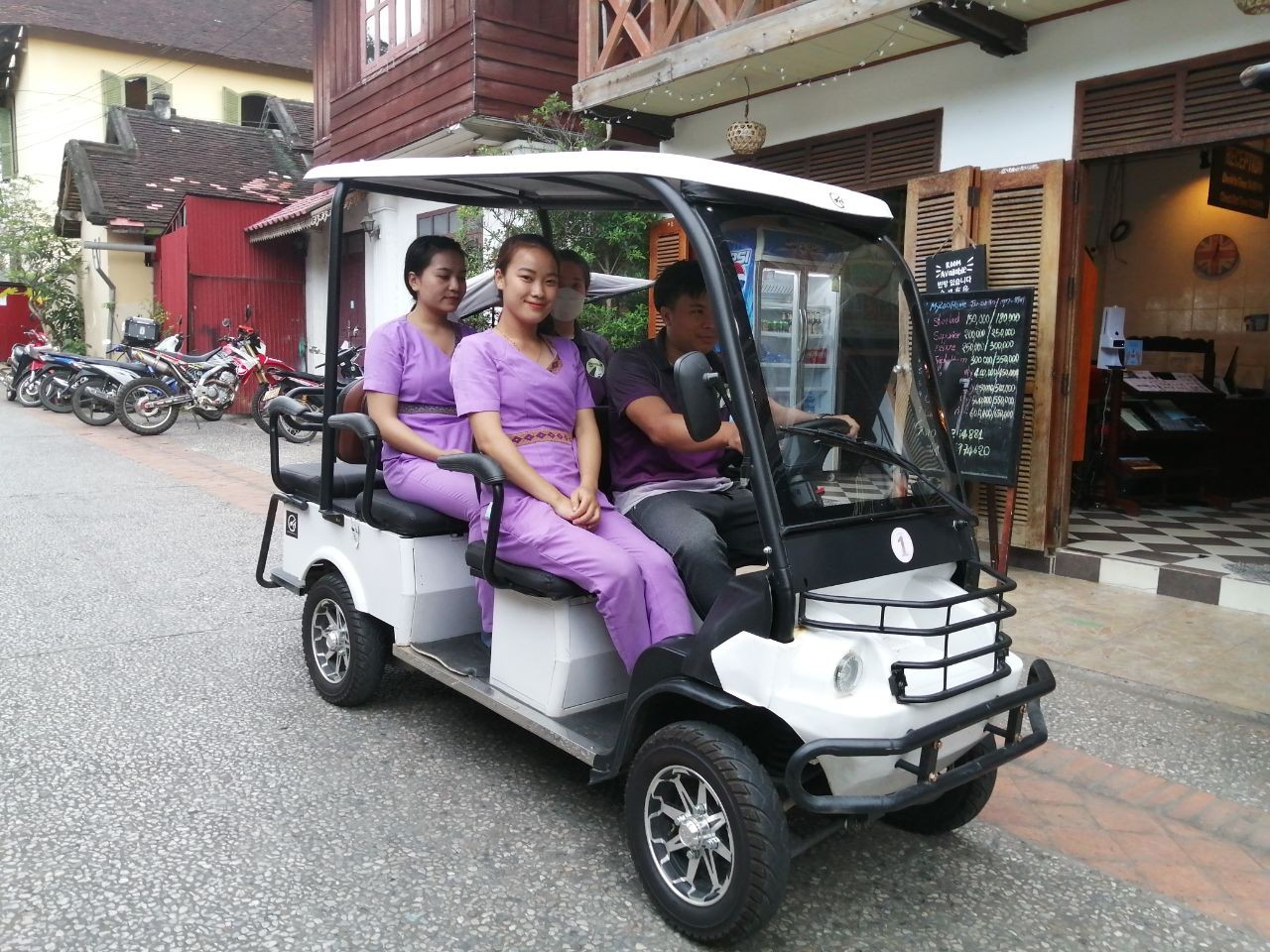 Khủng hoảng nhiên liệu và biện pháp giúp đỡ nhân viên MyLaoHome Hotels và Discover Lào Today