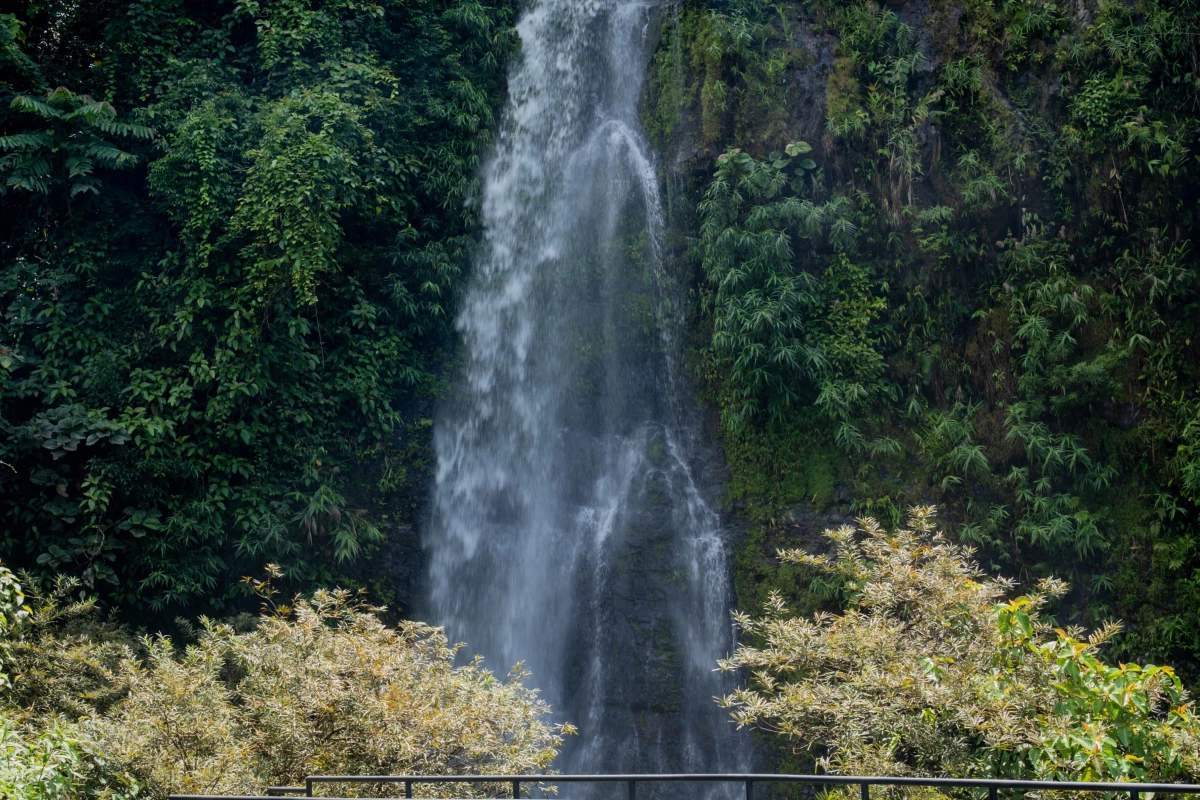 Kaeng Nyui Waterfall