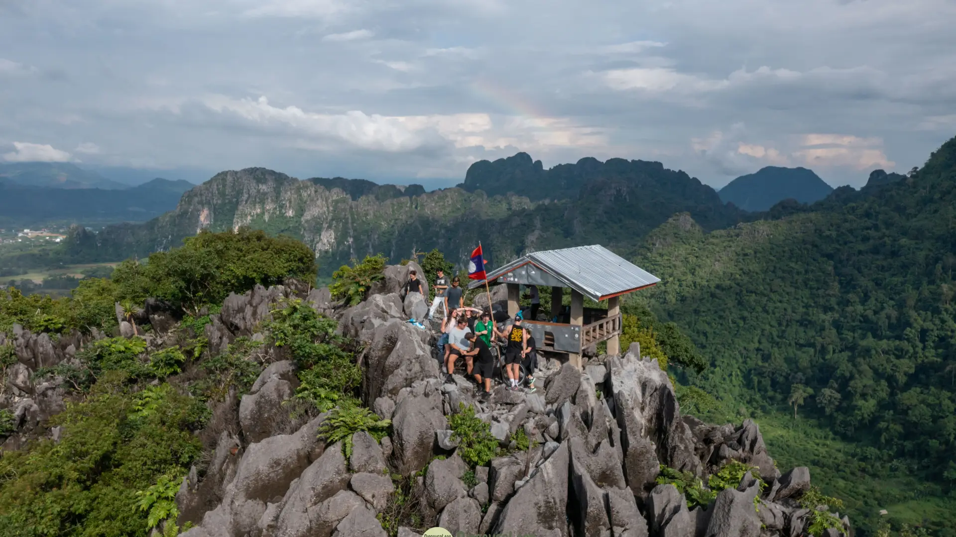 Pha Ngeun Viewpoint (Silver Cliff)