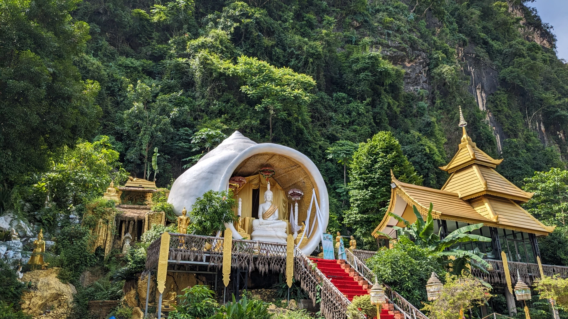 Sinxayaram Temple