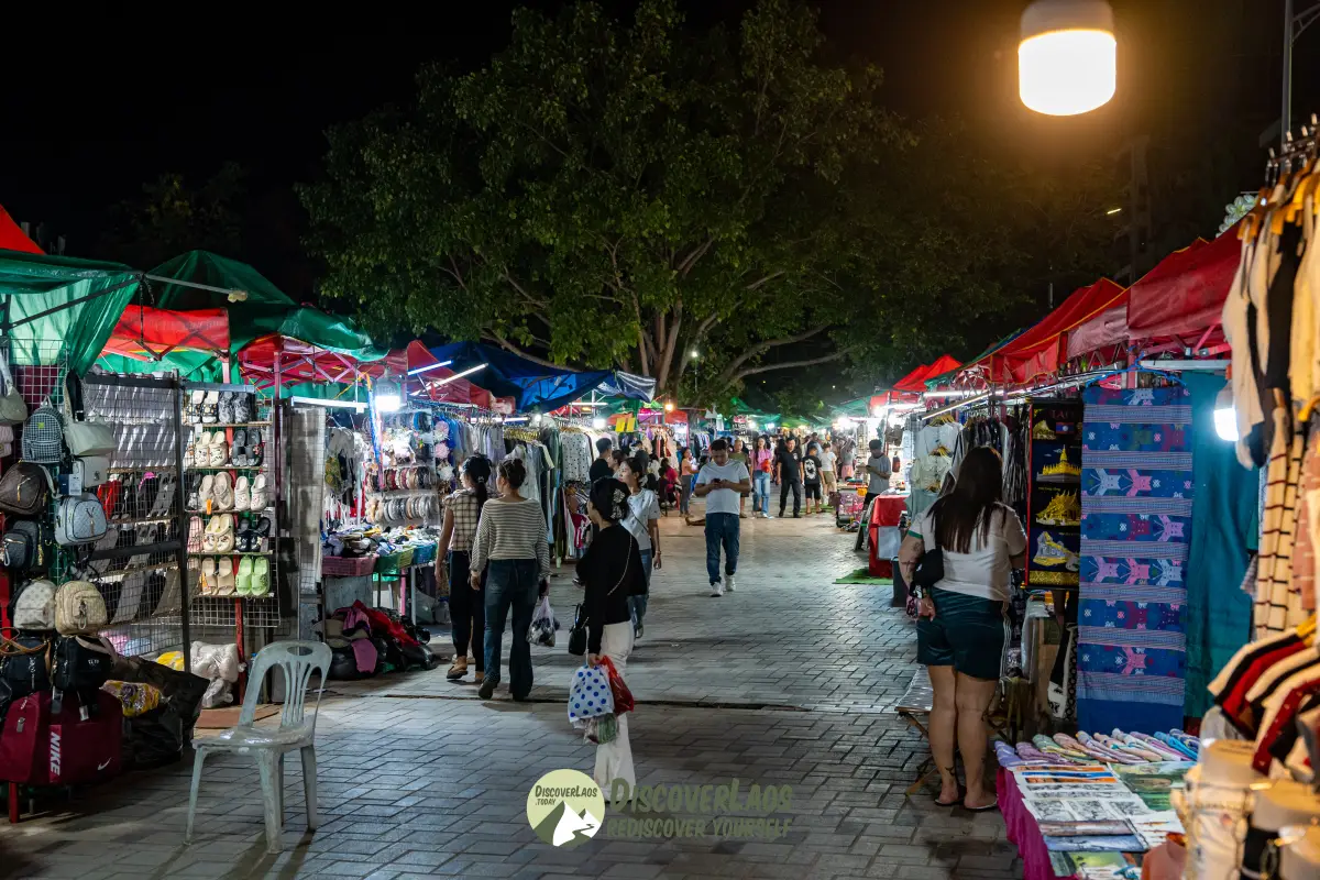 ตลาดกลางคืน