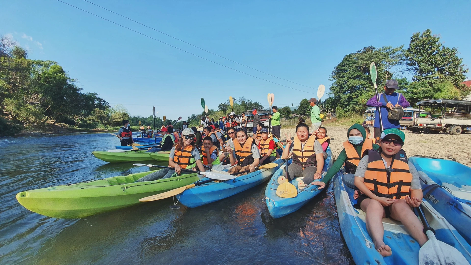 Kayaking on Nam Song River in Vang Vieng