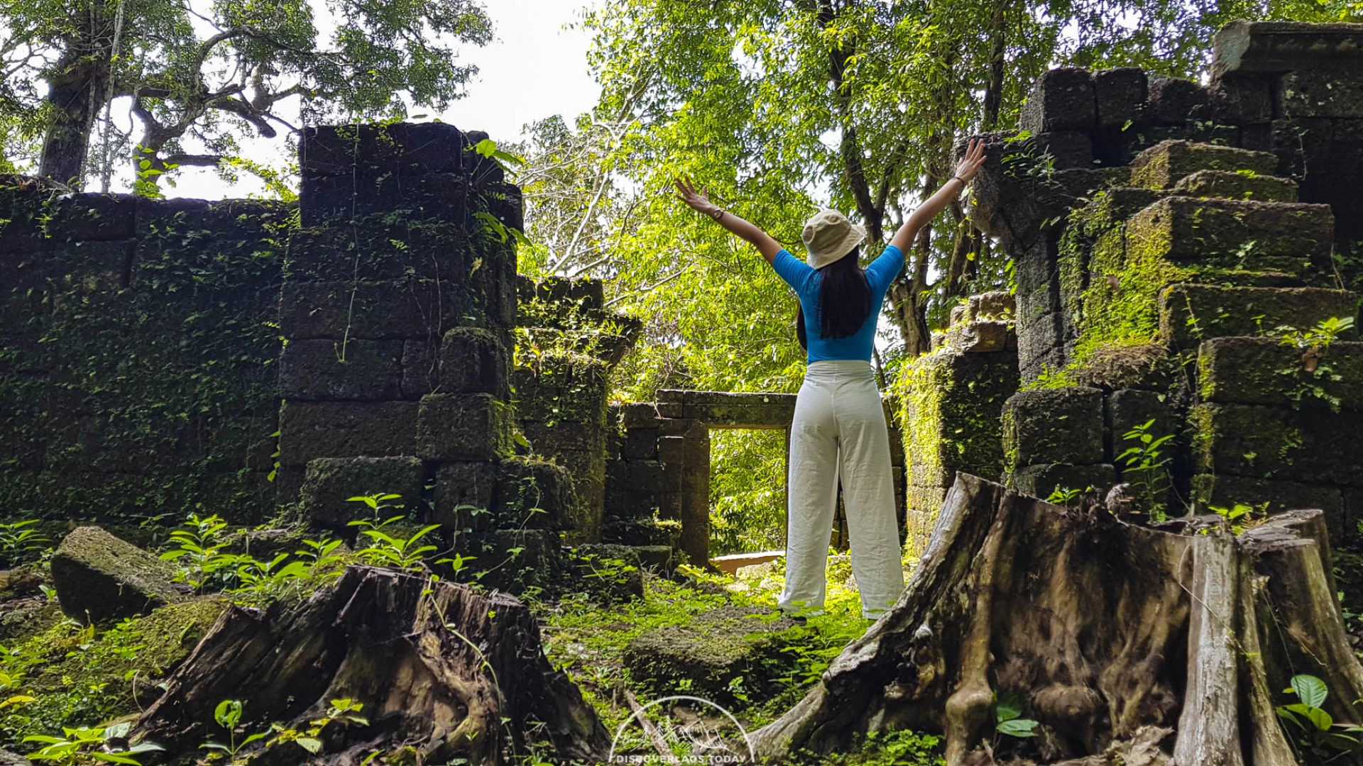 Wat Tomo ( Oum Moung Temple )