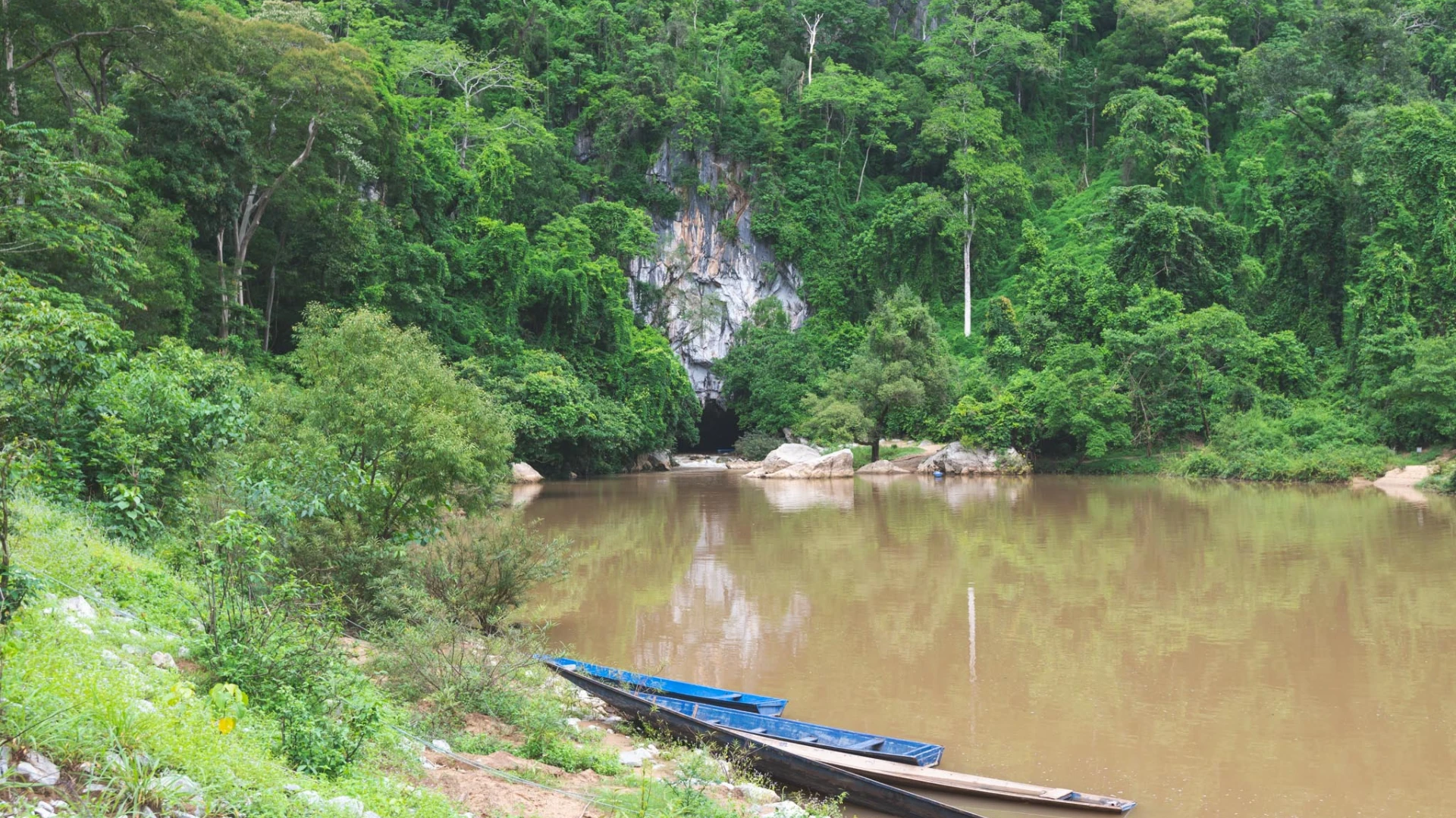 Konglor Cave