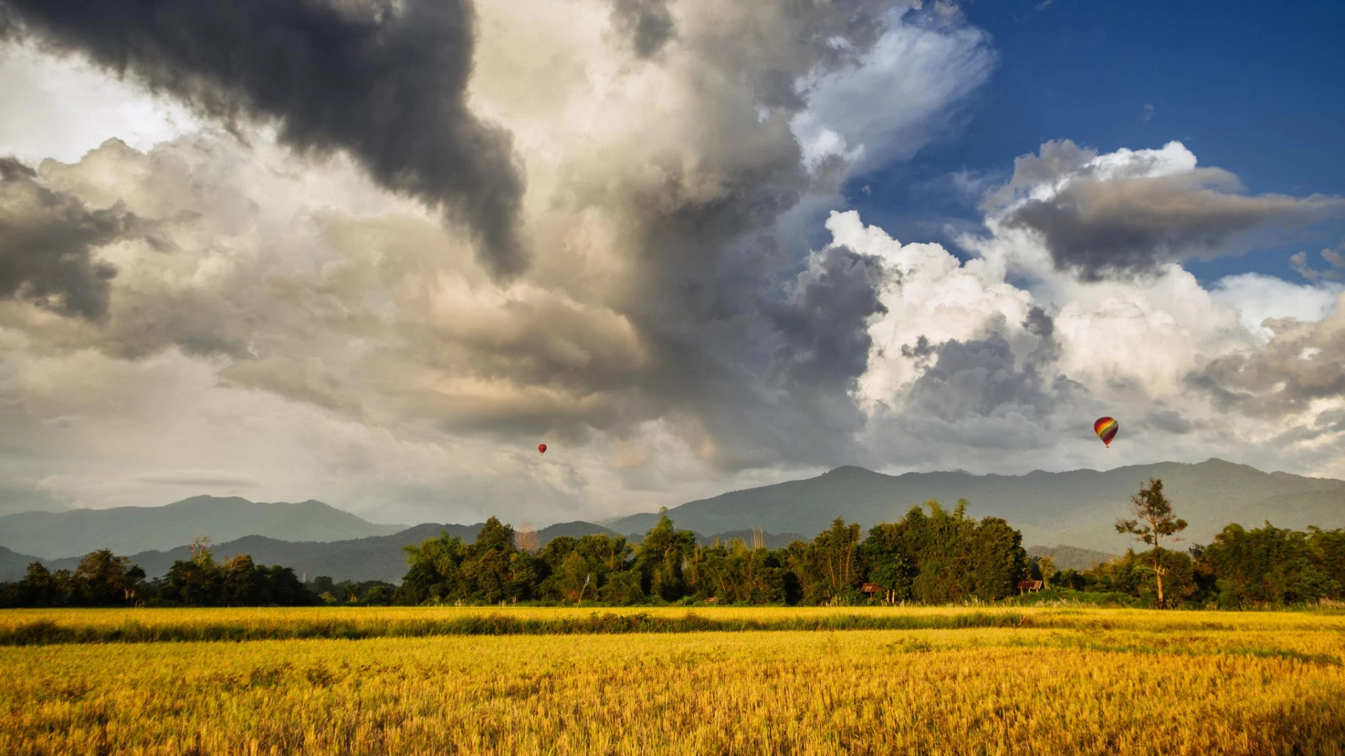 Exploring Vang Vieng - In the Air