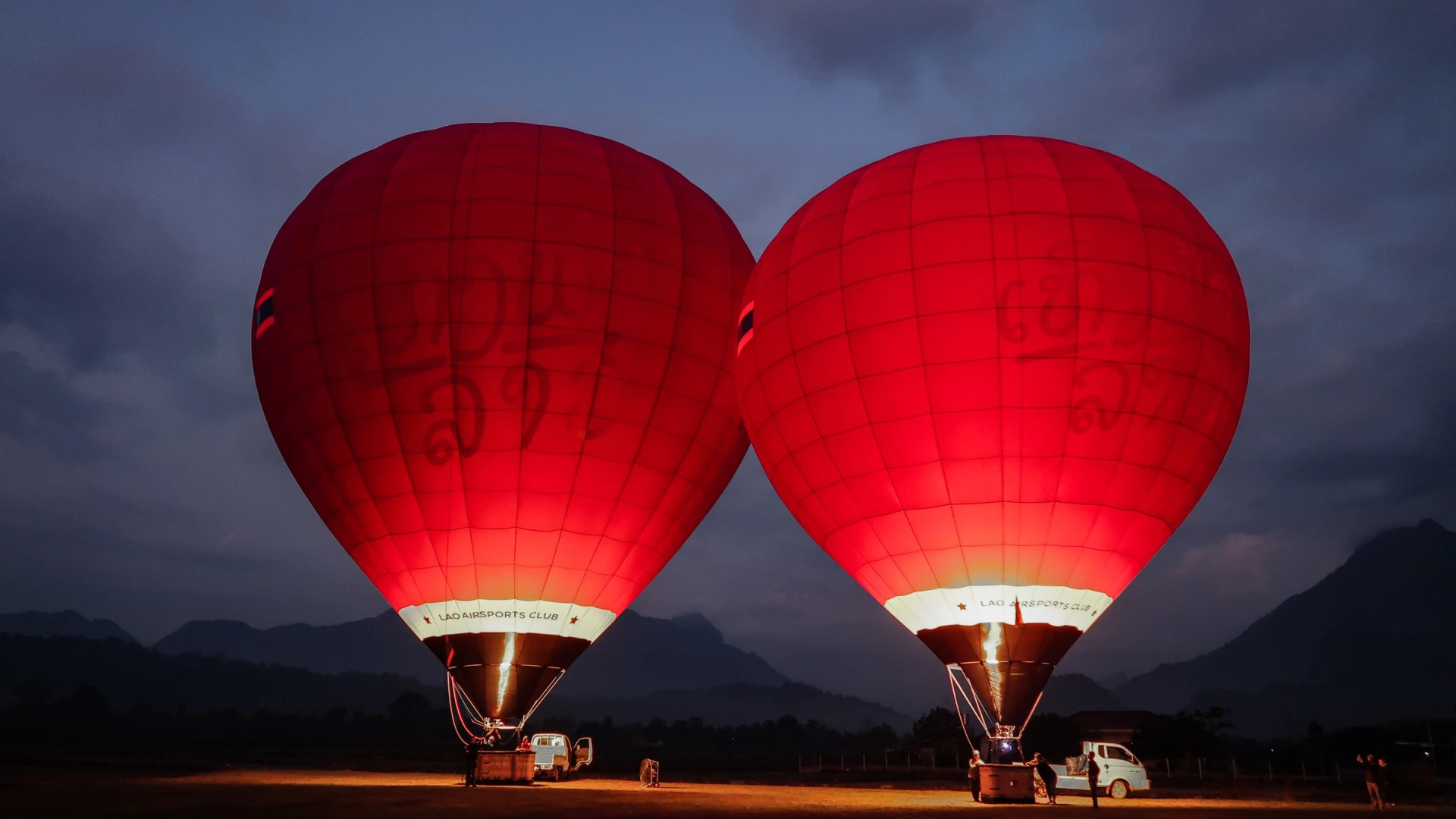 Hot Air Balloon Ride Experience Over Vang Vieng