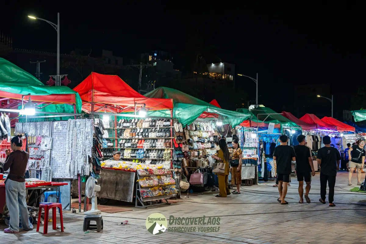 ตลาดกลางคืน