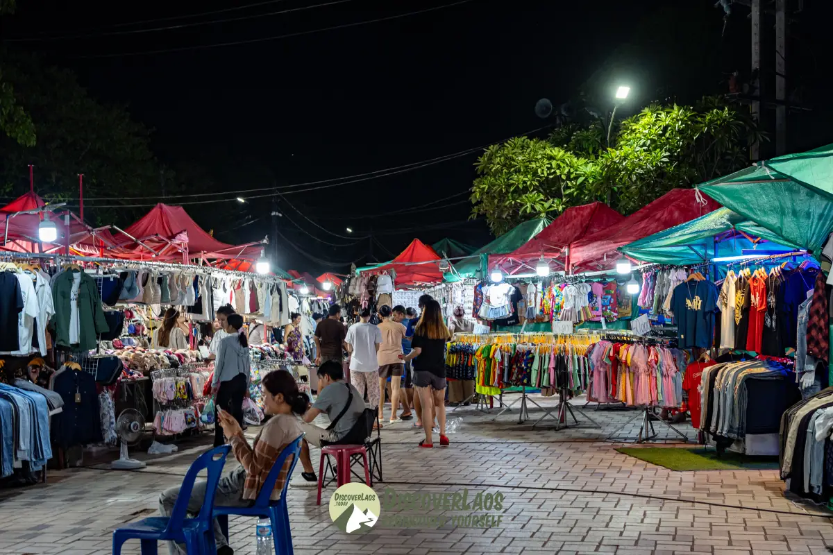ตลาดกลางคืน