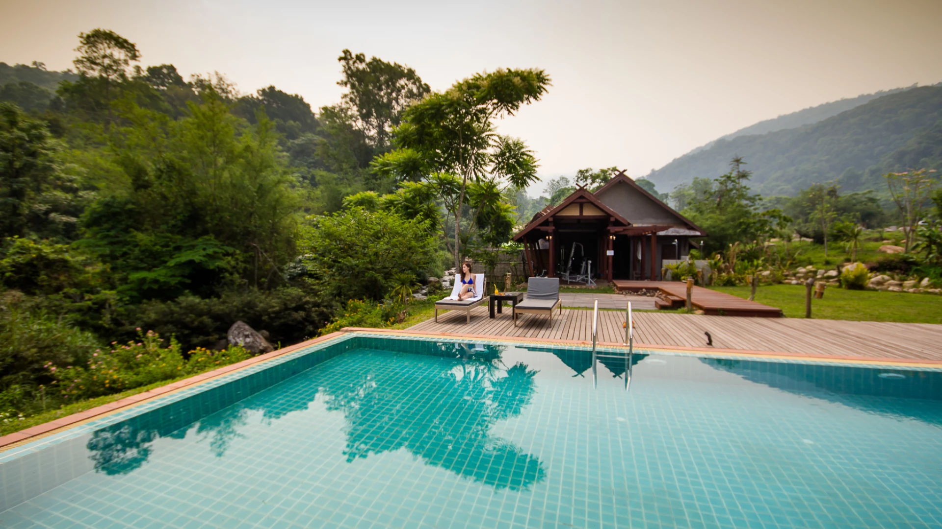 Nam Kat Yor Lapa swimming pool