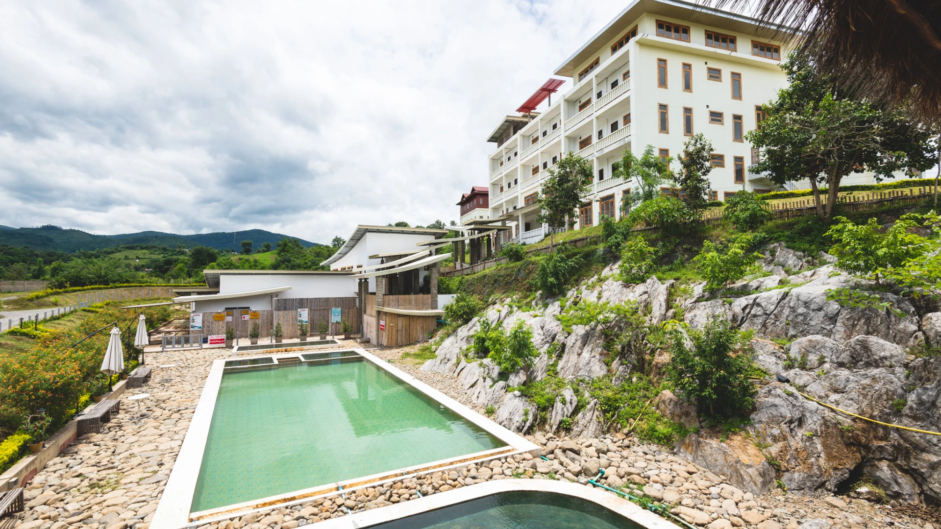 ASA Hot Spring Resort & Spa