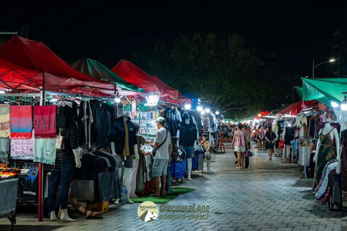 ตลาดกลางคืน