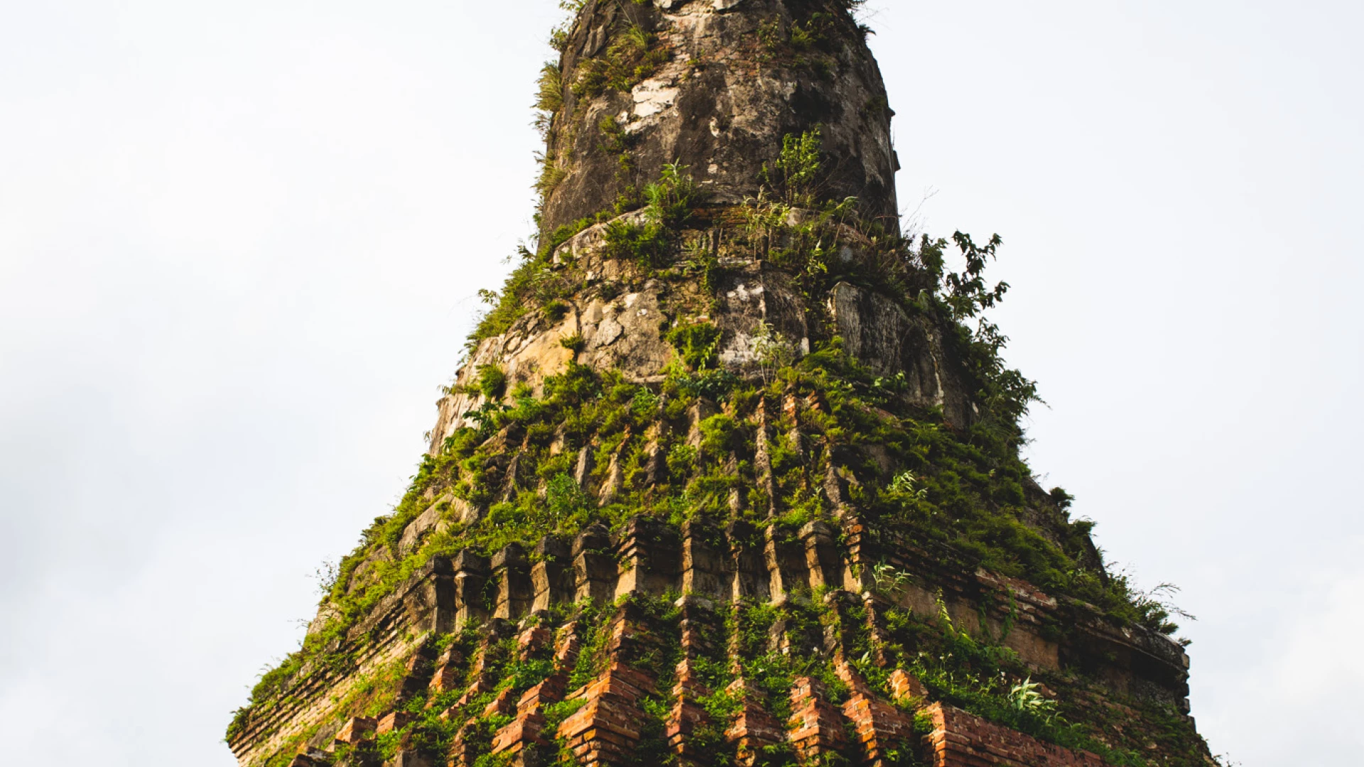 That Foun Stupa