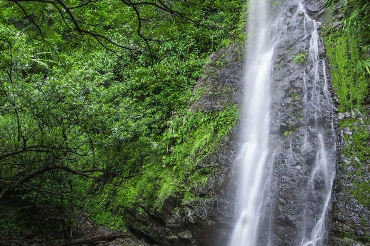 Kaeng Nyui Waterfall