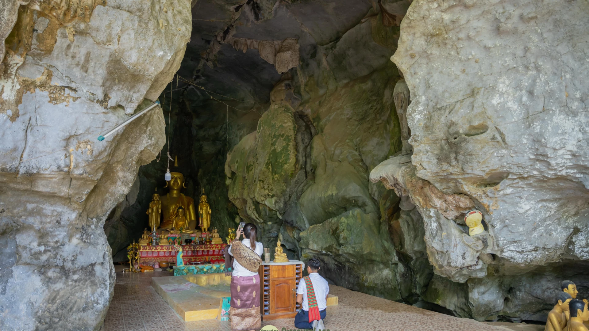 Tham Xang Cave (Elephant Cave)