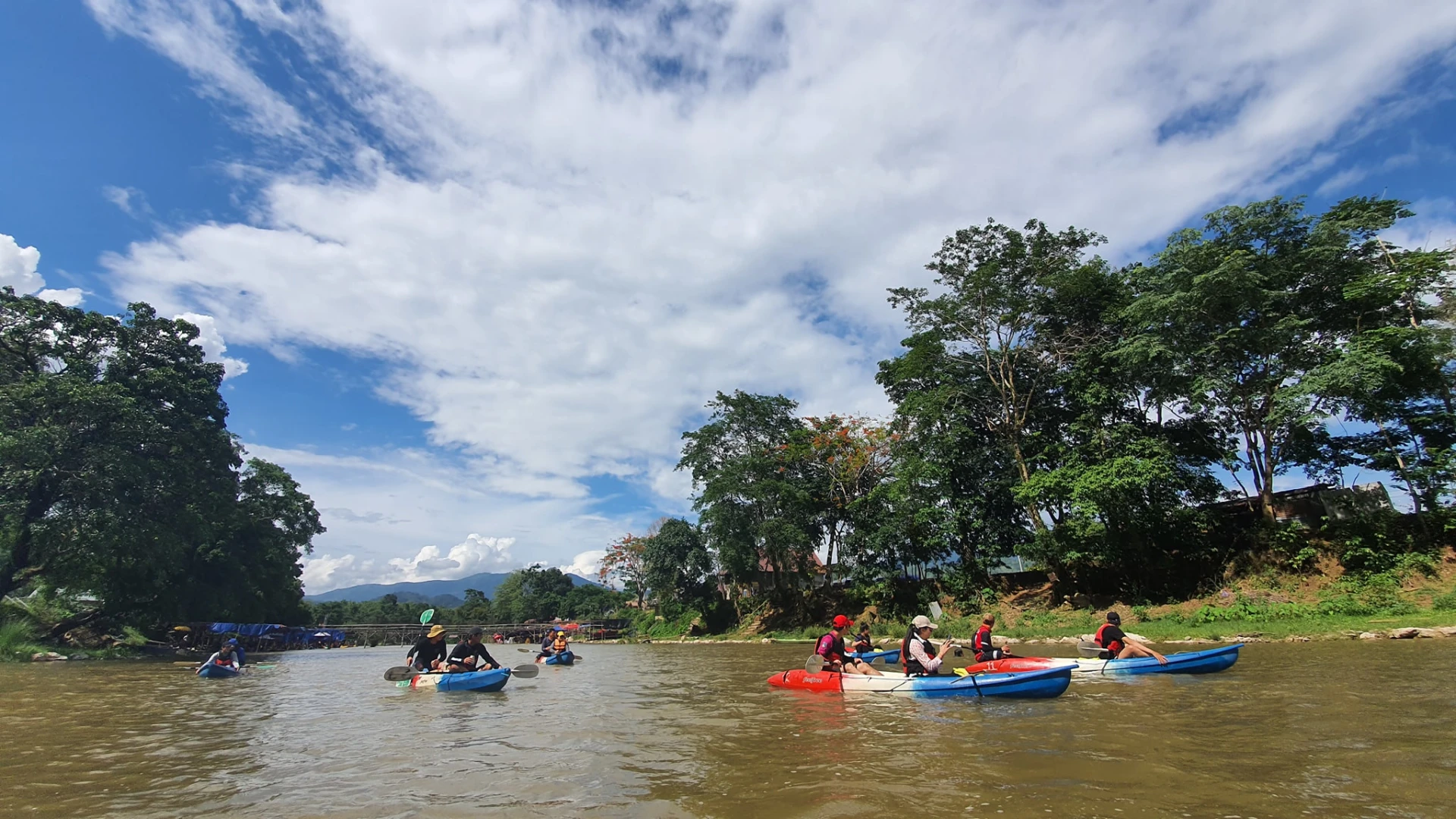 Kayaking on Nam Song River in Vang Vieng