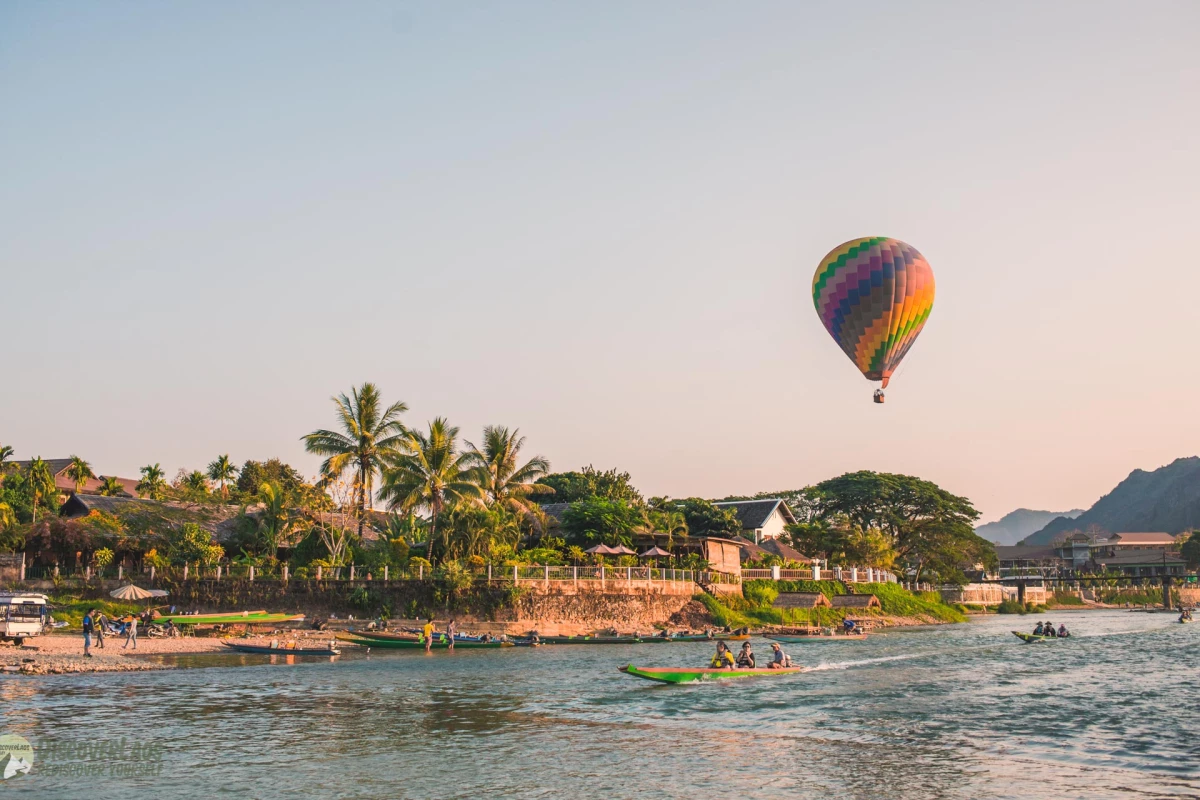 Namxong River, VangVieng