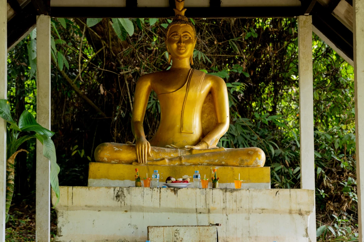 Kaeng Nyui Waterfall