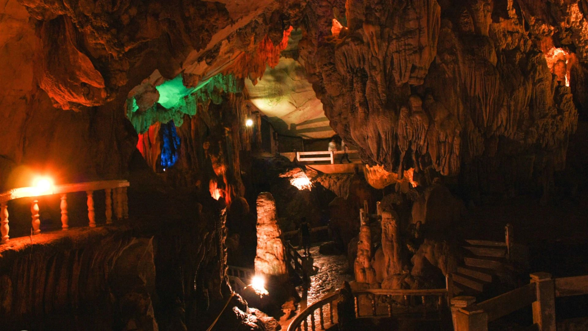 Tham Chang Cave