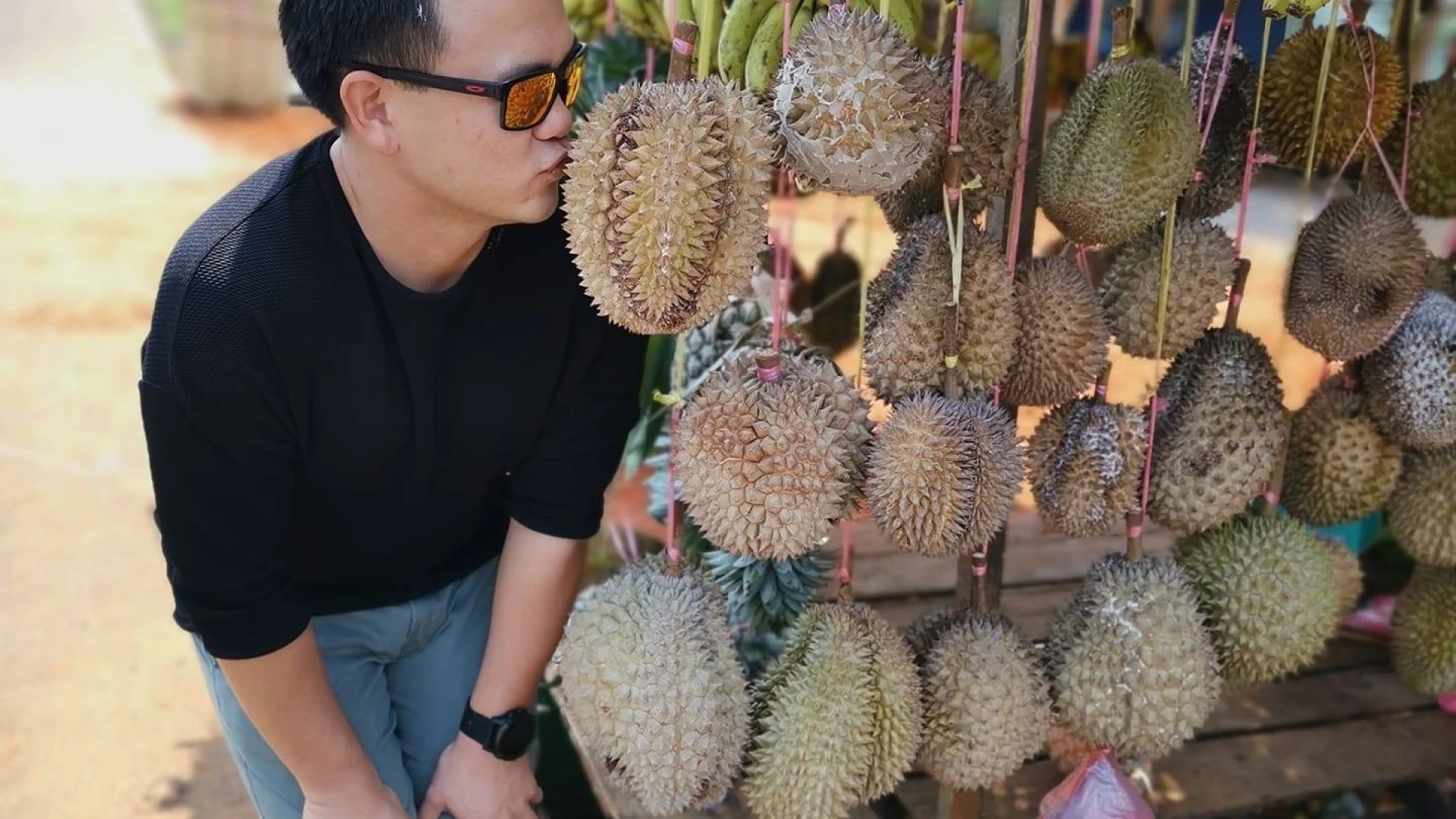 Enjoy Durian at Paksong