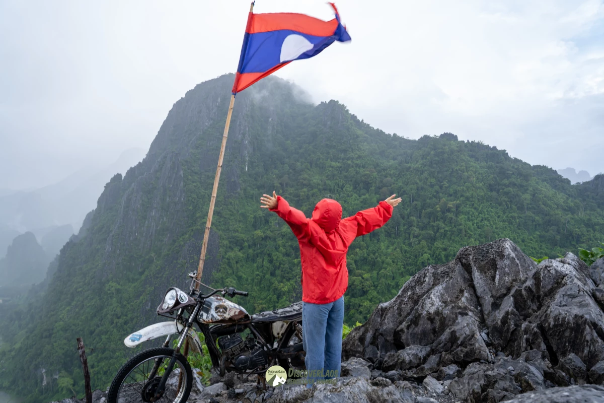 Pha Ngeun Viewpoint (Silver Cliff)