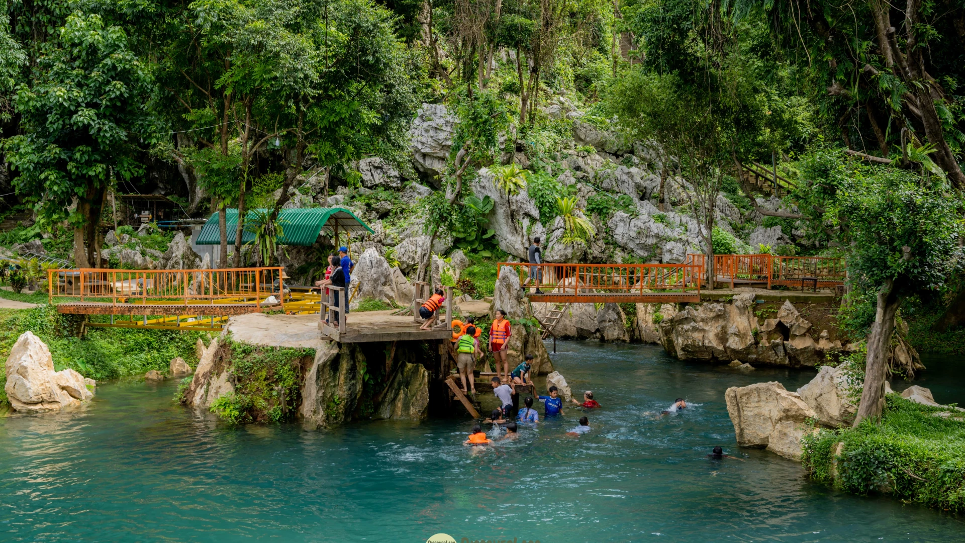 Tham Chang Cave