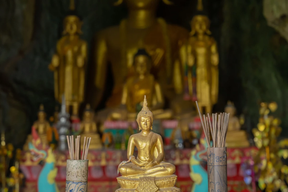 Tham Xang Cave (Elephant Cave)