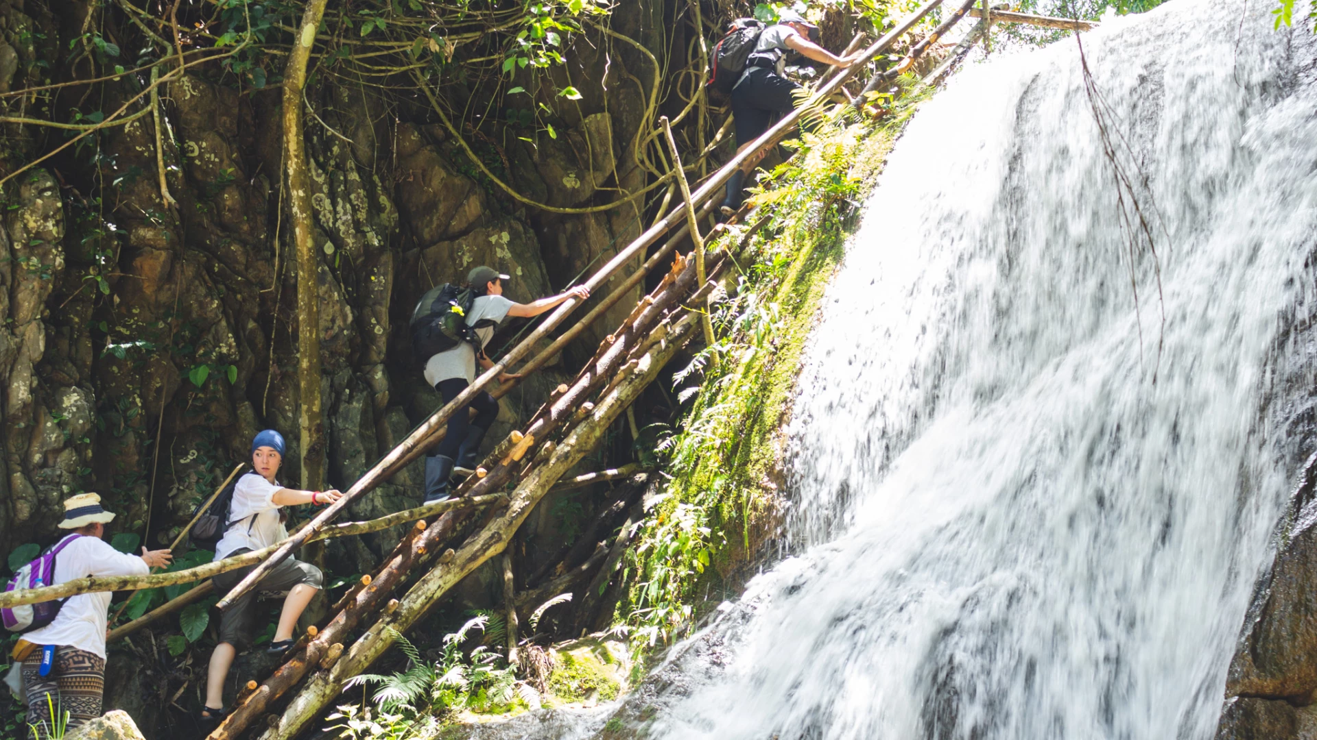 100 Waterfalls in Nong Khiaw