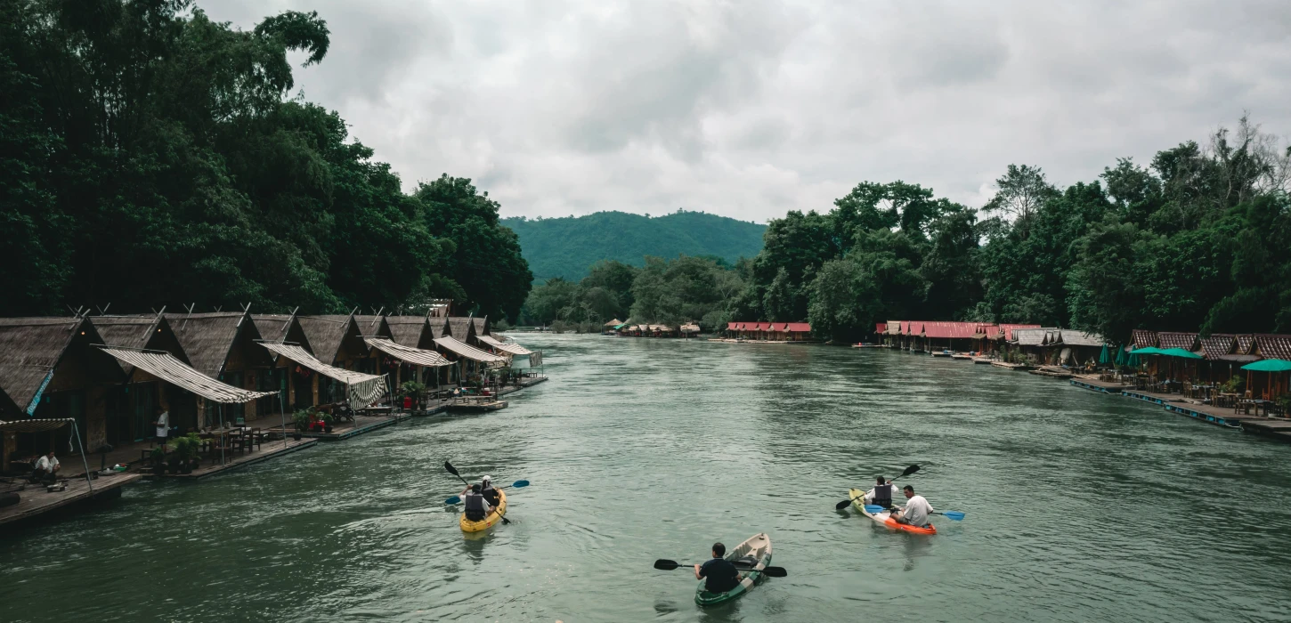 1-Hour Kayaking Experience on Nam Lik River in Meuang Feuang