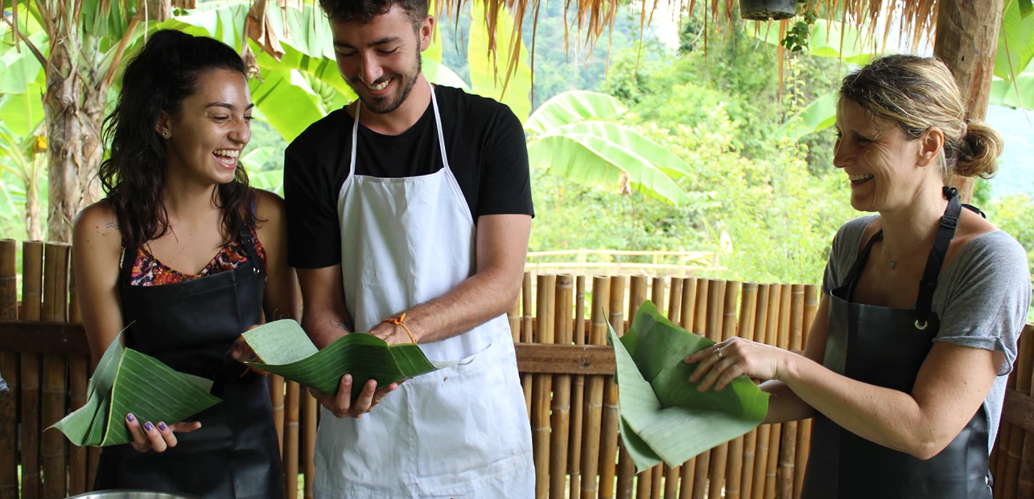 Half-Day Morning Cooking Class at Nahm Dong Park