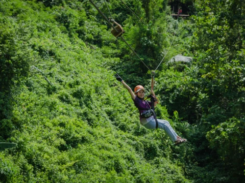 Half-Day Ziplining in Vang Vieng Half-Day Ziplining in Vang Vieng