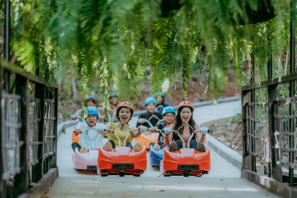 Playing Luge (One-round) at Nam Pien Yorlapa