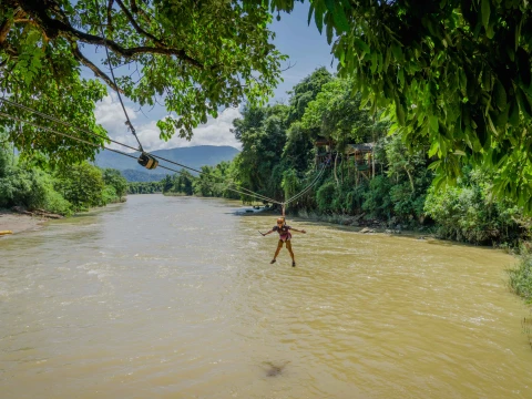 ขี่ซิปไลน์ครึ่งวัน & บลูลากูน1 ขี่ซิปไลน์ครึ่งวัน & บลูลากูน1